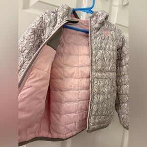 Toddler North Face thermoball reversible jacket 4T
